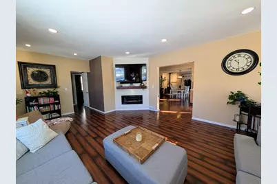 813 N Water St, Watertown, WI 53098 - Photo 15