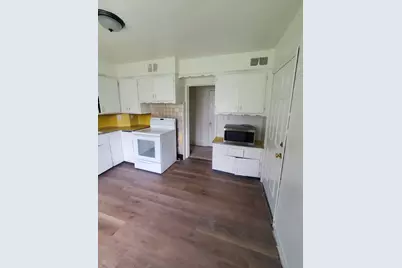 2834 N 54th St #2834A, Milwaukee, WI 53210 - Photo 5