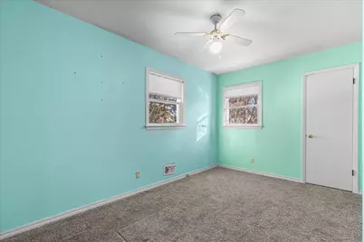 1000  Grant Pl, West Bend, WI 53090 - Photo 19