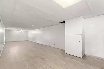 1000  Grant Pl, West Bend, WI 53090 - Photo 9