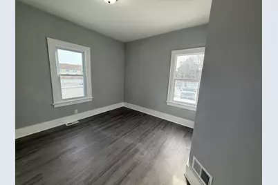 2707 W Highland Blvd #2709, Milwaukee, WI 53208 - Photo 9