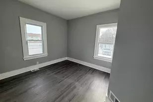 2707 W Highland Blvd, Milwaukee, WI 53208 - Photo 9