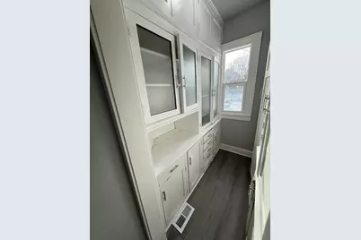 2707 W Highland Blvd #2709, Milwaukee, WI 53208 - Photo 13