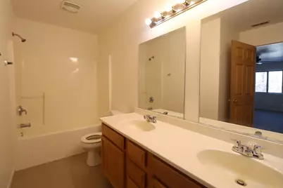 219  Franklin St #C, Delavan, WI 53115 - Photo 9