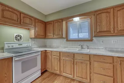1317 N 116th St, Wauwatosa, WI 53226 - Photo 33