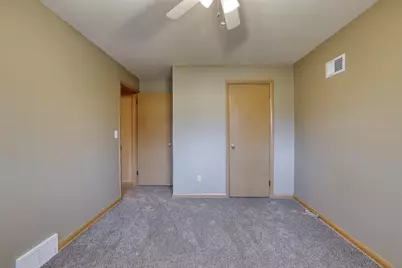 1317 N 116th St, Wauwatosa, WI 53226 - Photo 15