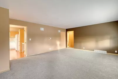 1317 N 116th St, Wauwatosa, WI 53226 - Photo 5