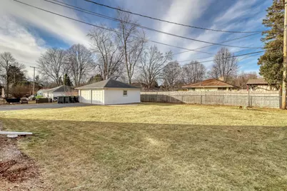 1317 N 116th St, Wauwatosa, WI 53226 - Photo 3