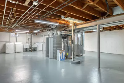 1317 N 116th St, Wauwatosa, WI 53226 - Photo 37