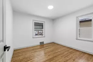 2706 S 48th St, Milwaukee, WI 53219 - Photo 9