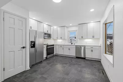 2706 S 48th St, Milwaukee, WI 53219 - Photo 5