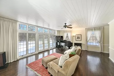 2305 W County Line Rd, River Hills, WI 53217 - Photo 7