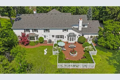 2305 W County Line Rd, River Hills, WI 53217 - Photo 39