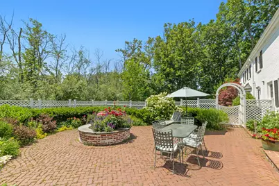 2305 W County Line Rd, River Hills, WI 53217 - Photo 31