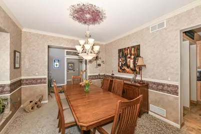 15245 W Woodland Dr, New Berlin, WI 53151 - Photo 23