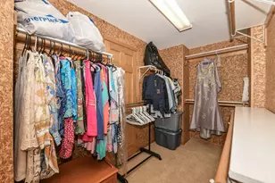 15245 W Woodland Dr, New Berlin, WI 53151 - Photo 47