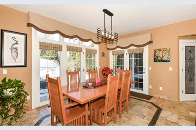 15245 W Woodland Dr, New Berlin, WI 53151 - Photo 21