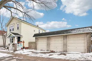 327 W Mineral St, Milwaukee, WI 53204 - Photo 9