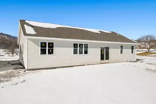 21594 Somerset Down Ln, Galesville, WI 54630 - Photo 7