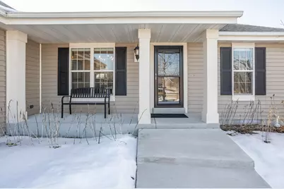 W207N17393  Parkview Dr, Jackson, WI 53037 - Photo 3