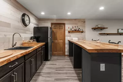 W207N17393  Parkview Dr, Jackson, WI 53037 - Photo 33