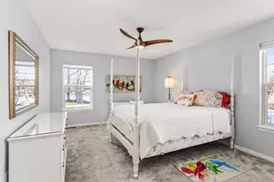 W207N17393 Parkview Dr, Jackson, WI 53037 - Photo 17