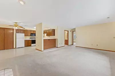 1680  96th St #7, Sturtevant, WI 53177 - Photo 7