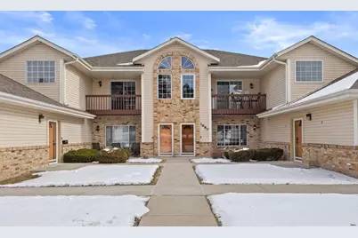 1680  96th St #7, Sturtevant, WI 53177 - Photo 1