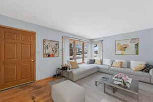 9531 W Langlade St, Milwaukee, WI 53225 - Photo 5