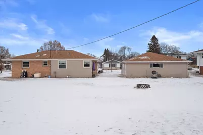 9531 W Langlade St, Milwaukee, WI 53225 - Photo 3