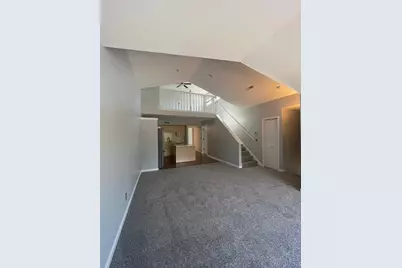 N17W26887 E Fieldhack Dr #G, Pewaukee, WI 53072 - Photo 5