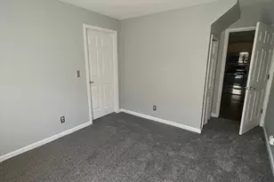 N17W26887 E Fieldhack Dr, Pewaukee, WI 53072 - Photo 19