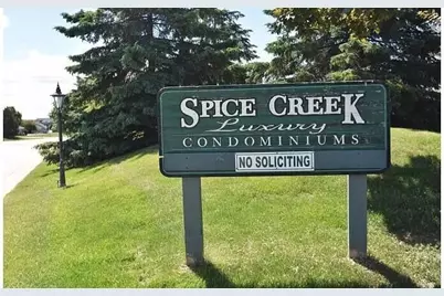 N17W26887 E Fieldhack Dr #G, Pewaukee, WI 53072 - Photo 29