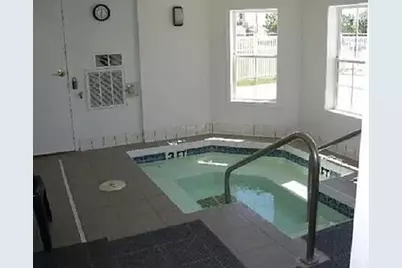 N17W26887 E Fieldhack Dr #G, Pewaukee, WI 53072 - Photo 27