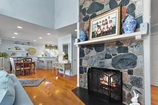 56 Rolling Green Dr, Fontana, WI 53125 - Photo 15