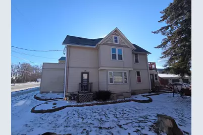 447 W Main St, Newburg, WI 53090 - Photo 3