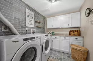 202 Highland Ave, Fort Atkinson, WI 53538 - Photo 13