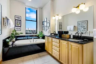 400 N Broadway, Milwaukee, WI 53202 - Photo 9