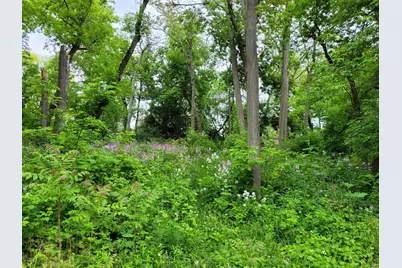 1211  Oak Creek Pkwy, South Milwaukee, WI 53172 - Photo 5