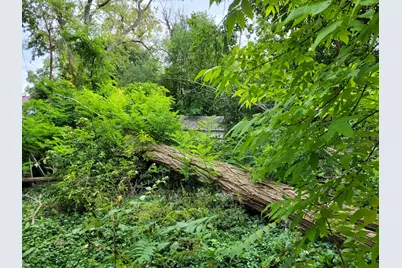 1211  Oak Creek Pkwy, South Milwaukee, WI 53172 - Photo 3