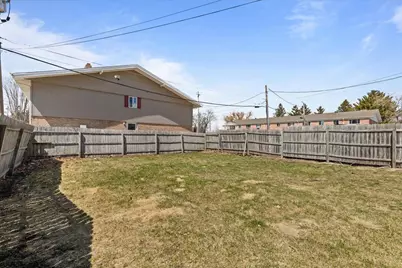 117 S Mill St, Saukville, WI 53080 - Photo 5