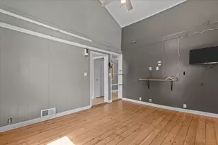 117 S Mill St, Saukville, WI 53080 - Photo 9