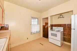 703 N West Avenue, Waukesha, WI 53186 - Photo 15