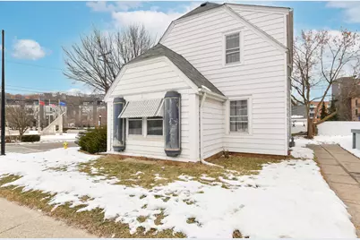 703 N West Ave, Waukesha, WI 53186 - Photo 3