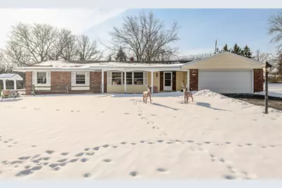 17685  Evergreen Ct, Brookfield, WI 53045 - Photo 1