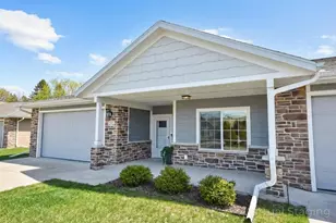 N13W6753 Cedarburg Trl, Cedarburg, WI 53012 - Photo 29