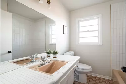 3739 N 97th Pl, Milwaukee, WI 53222 - Photo 13