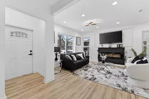 445 N 39th St, Milwaukee, WI 53208 - Photo 3