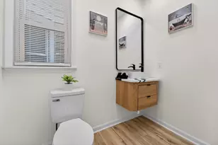 445 N 39th St, Milwaukee, WI 53208 - Photo 7