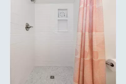 909  Bay View Cir, Mukwonago, WI 53149 - Photo 29